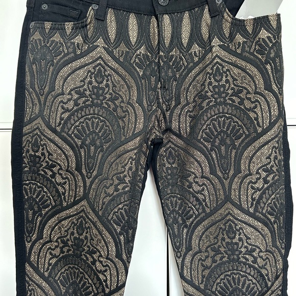 Seven for all Mankind Denim - Picture 3 of 6